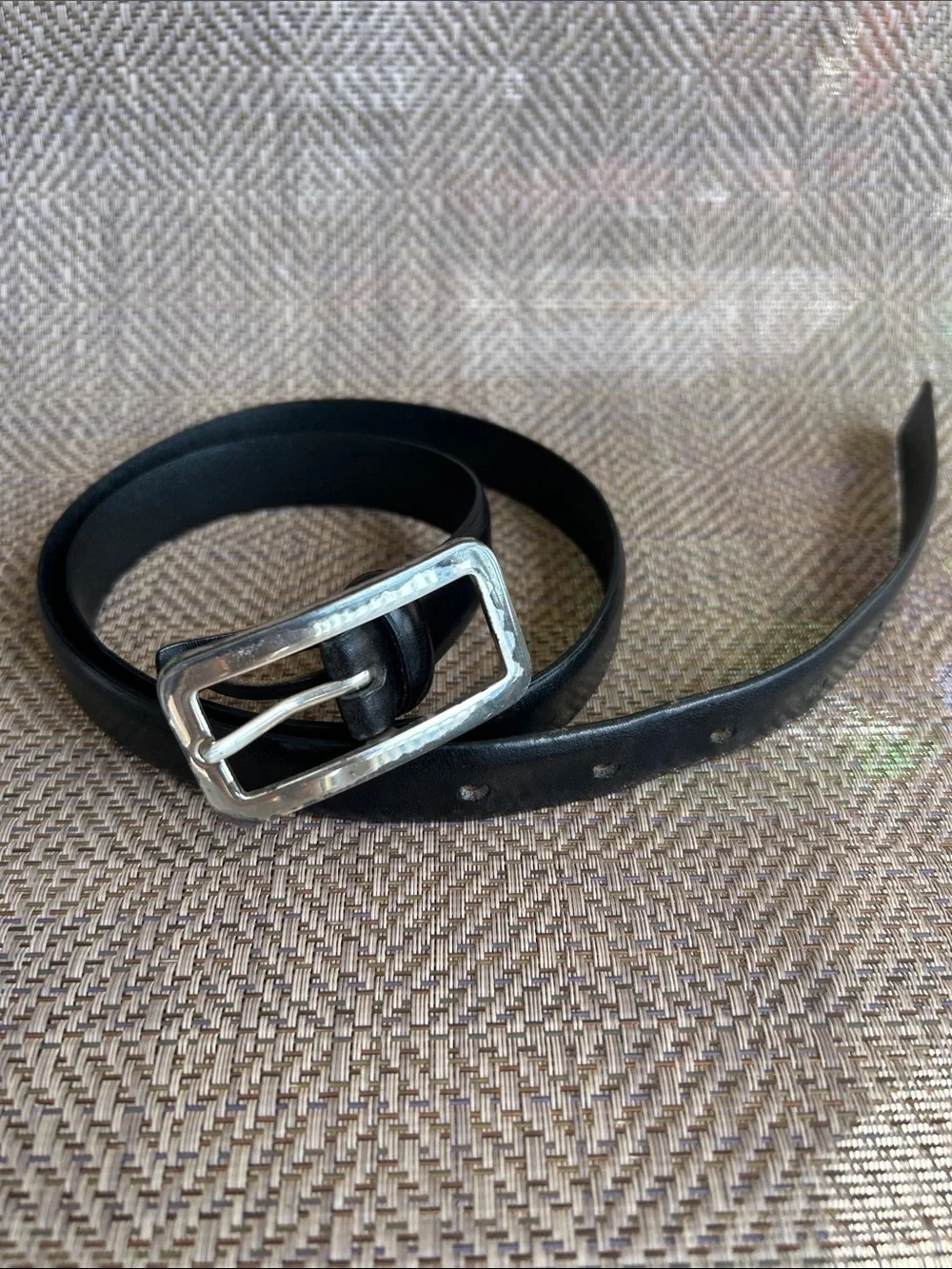 Eddie Bauer Black Leather Belt with Silver Buckle. Size M. Made in Italy.